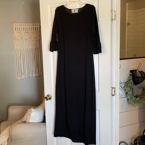 Black maxi Dainty jewells dress medium